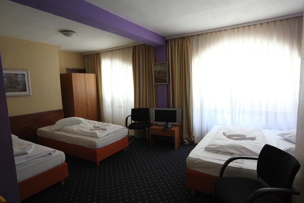 Carlton Hotel Frankfurt nad Mohanem Exteriér fotografie
