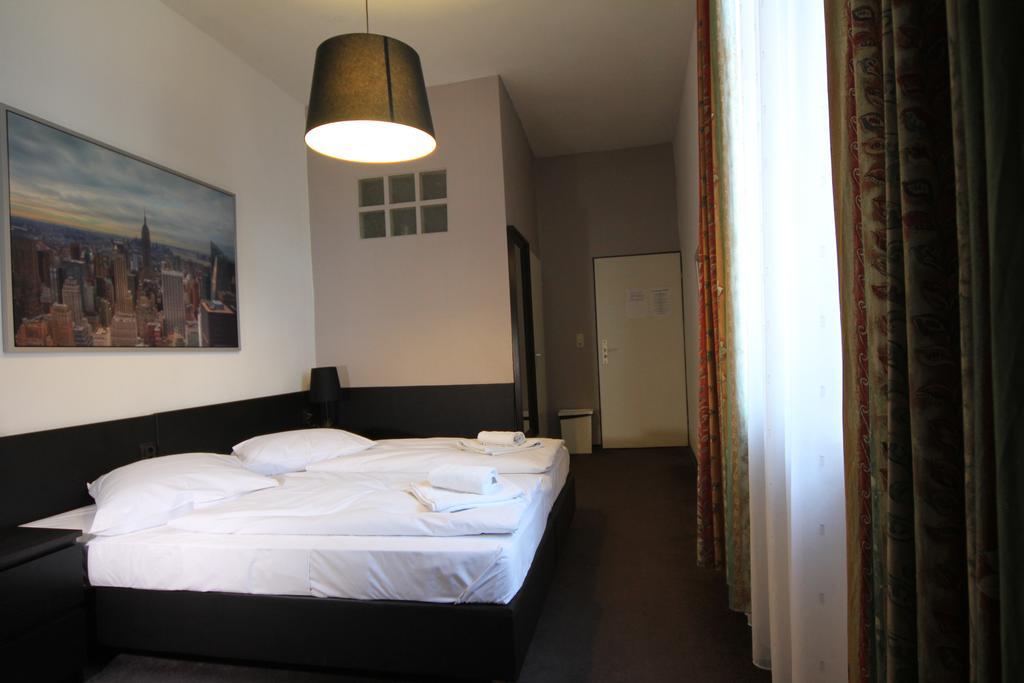 Carlton Hotel Frankfurt nad Mohanem Exteriér fotografie