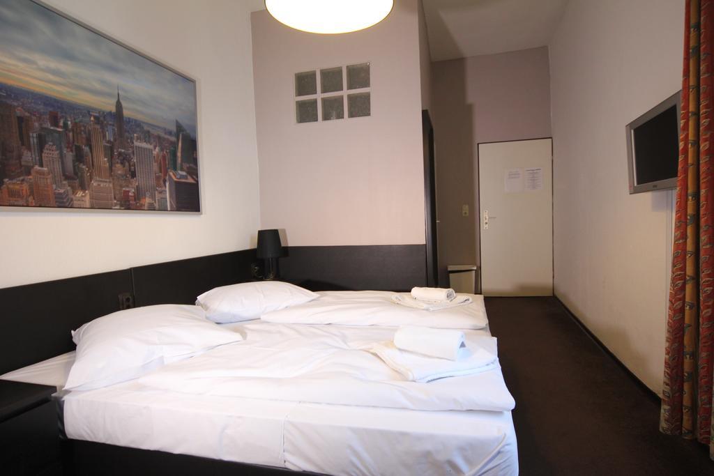 Carlton Hotel Frankfurt nad Mohanem Exteriér fotografie
