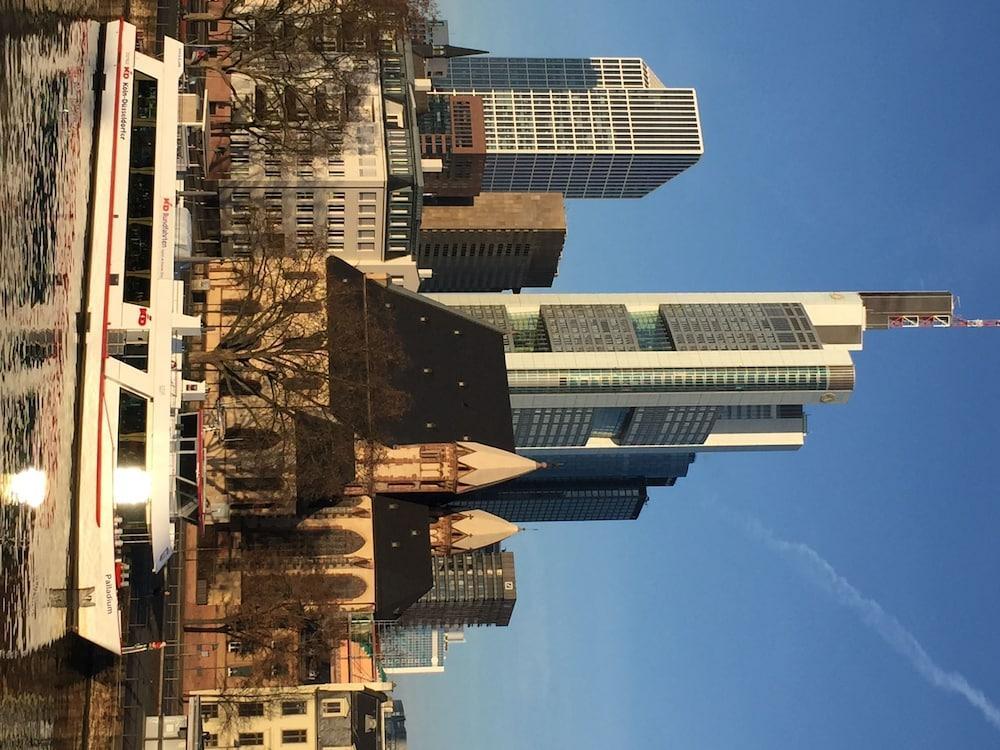 Carlton Hotel Frankfurt nad Mohanem Exteriér fotografie